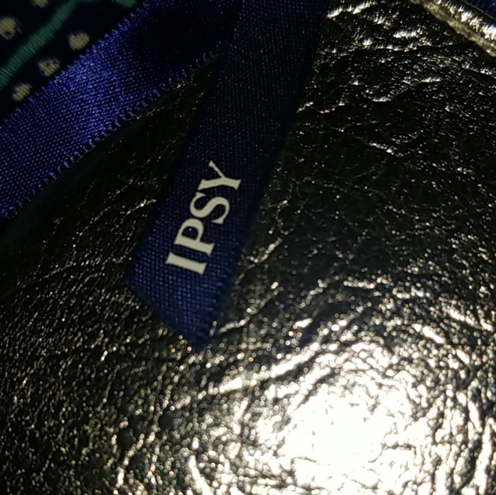 Makeup Bag - image 3